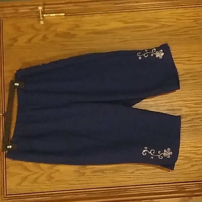 Women's Quacker Factory Embelished Capris
